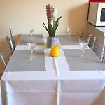 Charming Apartment In Halepa!
